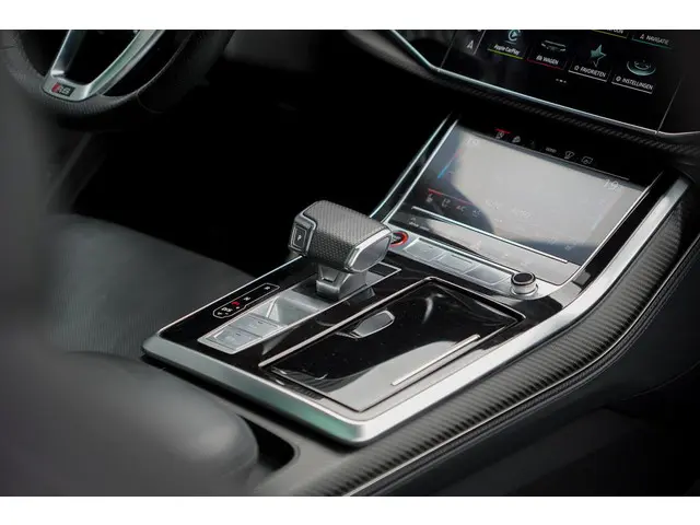 Audi Q8 4.0 TFSI RS Q8 quattro 2021 Benzine 36