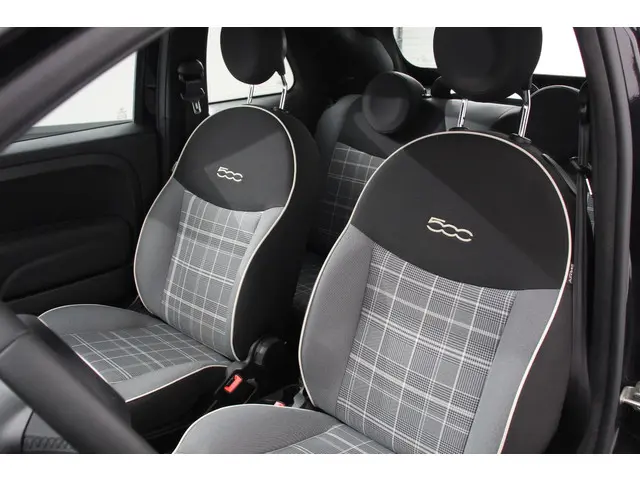 Fiat 500C 1.0 Hybrid Lounge Plus 2020 Benzine 9