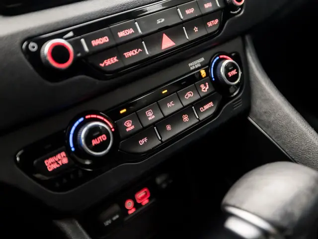 Kia Niro 1.6 GDi Hybrid Sport 2018 Hybride Benzine 10