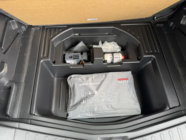 Nissan Note Automaat 1.2 DIG-S Acenta PDC 2016 Benzine 8