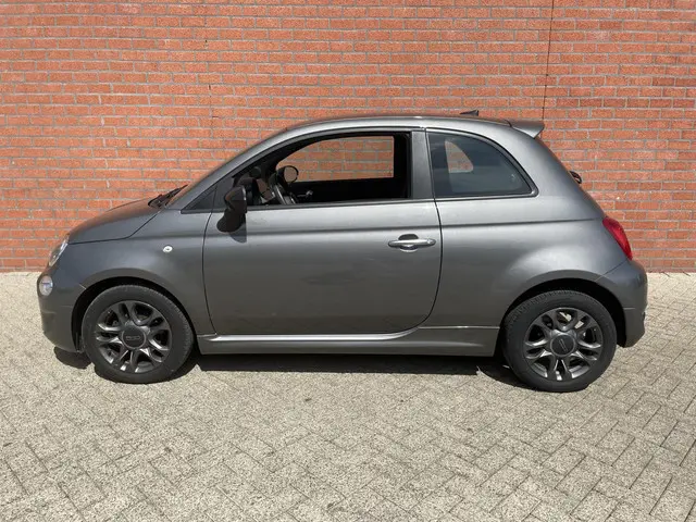 Fiat 500 1.0 69pk Hybrid Connect 2021 Benzine 6