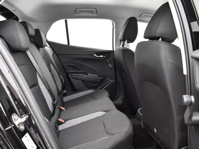 Škoda Fabia 1.0 TSI 95pk Active 2023 Benzine 10