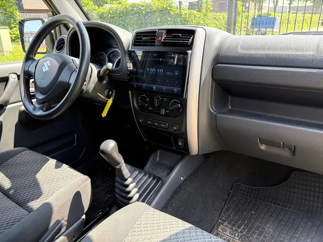 Suzuki Jimny 1.3 Exclusive / 4x4 / airco 2016 Benzine 17