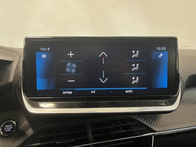 Peugeot 2008 1.2 PureTech 100pk Allure 2020 Benzine 18