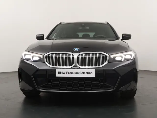 BMW 3 Serie Touring 320e 2024 Hybride Benzine 5