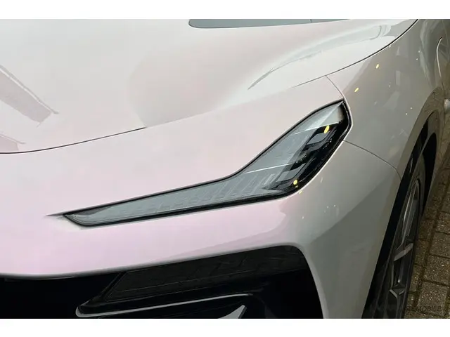 Lotus Eletre EDS 450 S 4WD 112 kWh 2023 Elektrisch 37