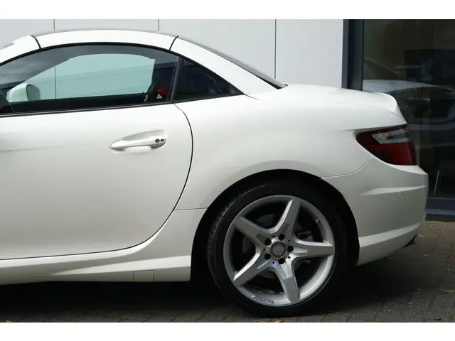Mercedes-Benz SLK 200 2015 Benzine 5