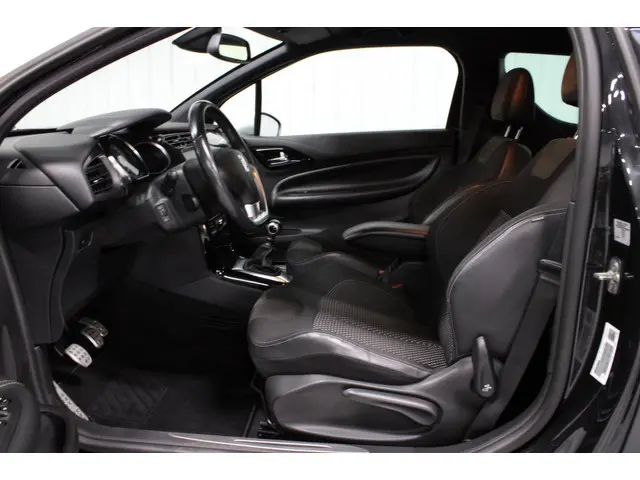 Citroën DS3 1.6 THP Sport Chic 2012 Benzine 13
