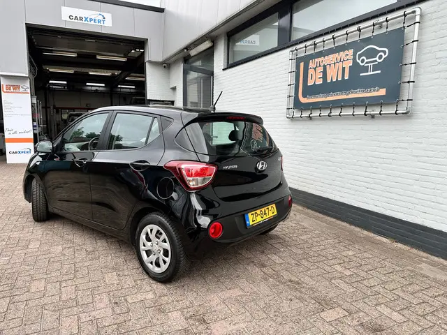 Hyundai i10 1.0i Comfort 2019 Benzine 8
