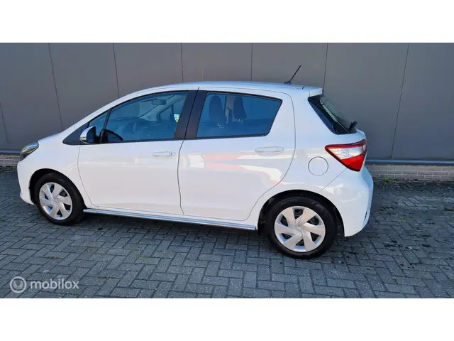 Toyota Yaris 1.0 VVT-i Comfort 2018 Benzine 6