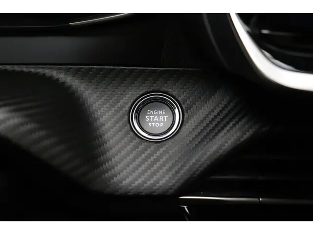 Peugeot 2008 1.2 Hybrid 136 Allure 2024 Hybride Benzine 30