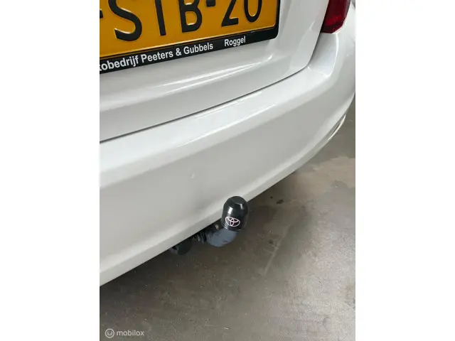 Toyota Yaris 1.3 VVT-i Aspiration 2013 Benzine 10