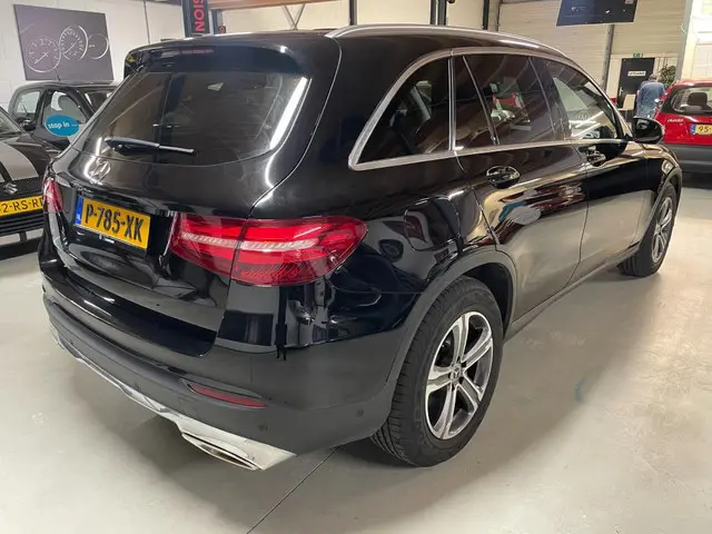 Mercedes-Benz GLC 250 4MATIC Premium 2018 Benzine 7