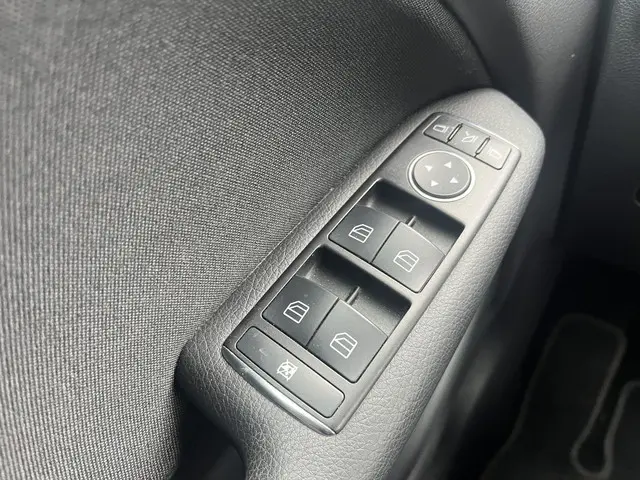 Mercedes-Benz B-Klasse 180 Ambition 2013 Benzine 14