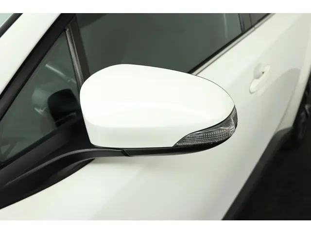 Toyota C-HR 1.8 Hybrid Dynamic 2018 Hybride Benzine 37