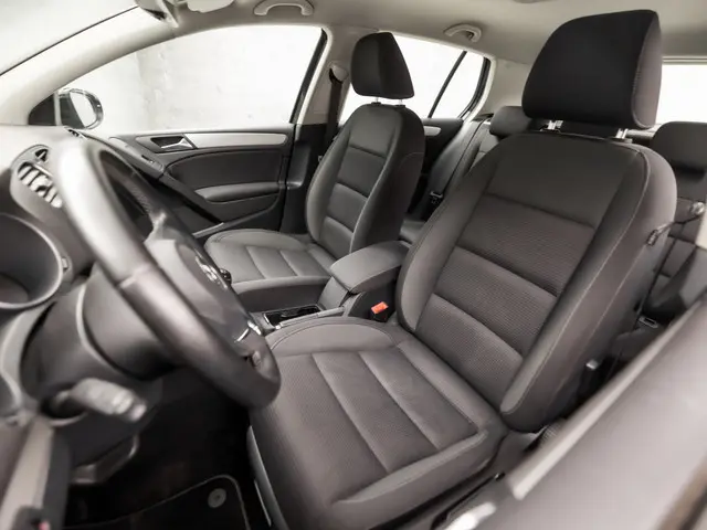 Volkswagen Golf 1.2 TSI Sportline 2012 Benzine 13