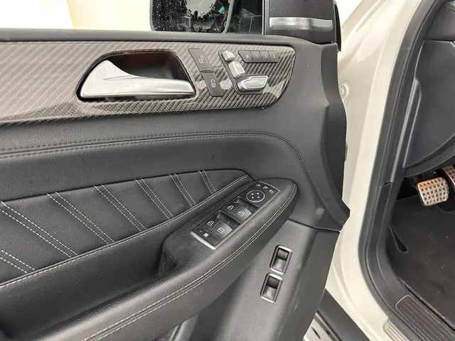 Mercedes-Benz GLE Coupé 450 AMG 4-MATIC 2016 Benzine 26