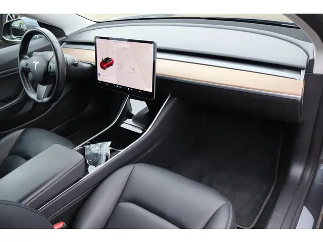 Tesla Model 3 Long Range AWD 75 kWh 2019 Elektrisch 9