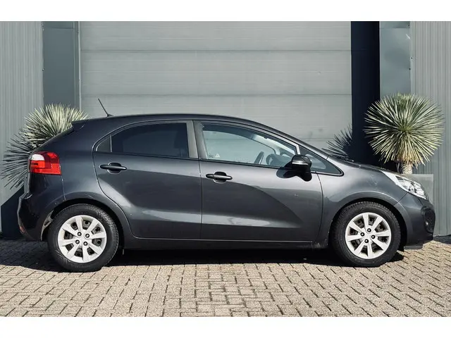 Kia Rio 1.2 CVVT Super Pack 2014 Benzine 21