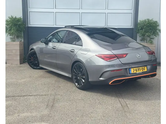 Mercedes-Benz CLA 220 Premium Plus 2019 Benzine 5