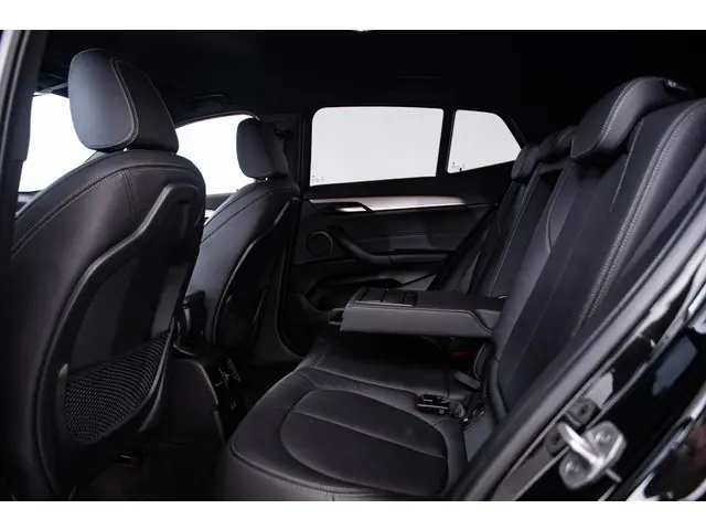 BMW X2 sDrive20i High Executive Edition 2020 Benzine 20