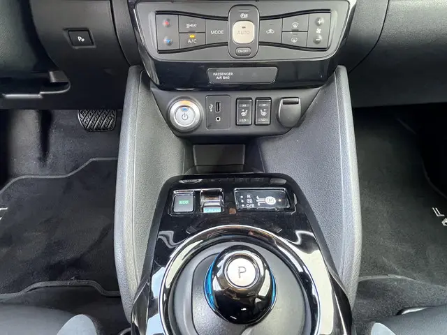 Nissan Leaf Tekna 40 kWh 2018 Elektrisch 63