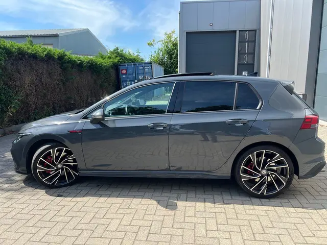Volkswagen Golf 2.0 TSI GTI Perfomance 2021 Benzine 8