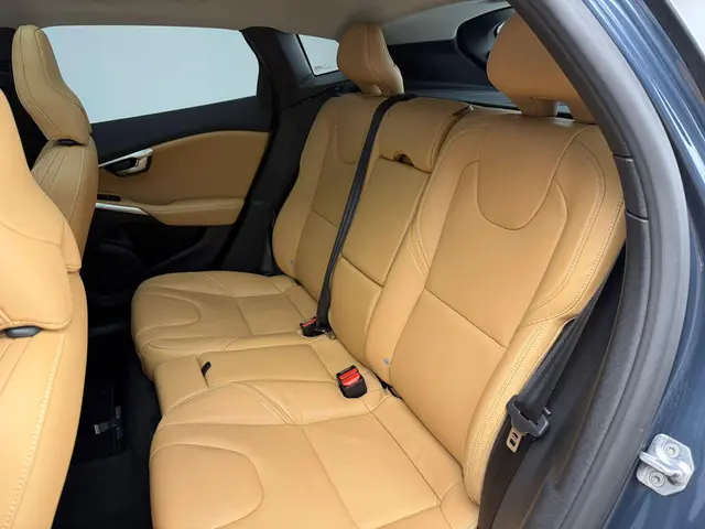 Volvo V40 Cross Country 1.5 T3 Polar+ Luxury 2019 Benzine 9