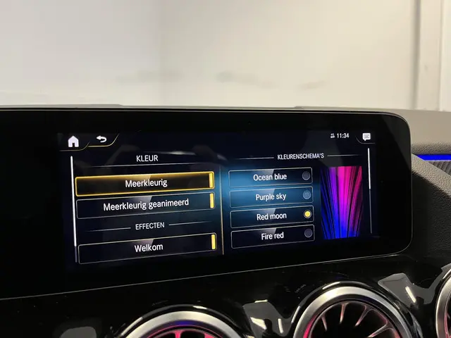 Mercedes-Benz GLA 250 e AMG Line 2020 Hybride Benzine 32