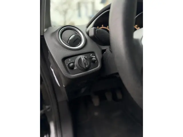 Ford Fiesta 1.0 Style NAVI|AIRCO|LM VELGEN 2013 Benzine 17