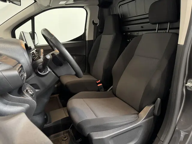 Opel Combo 1.5D L2H1 Edition 2022 Diesel 11