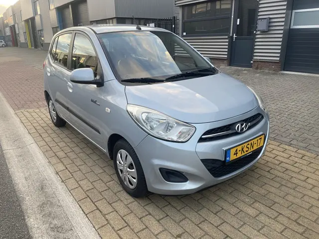 Hyundai i10 1.0 i-Drive Cool, Airco, 2014 Benzine 3