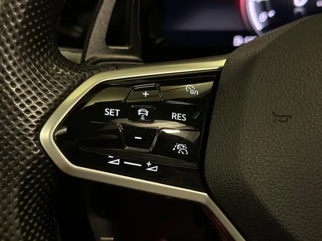 Volkswagen Golf 2.0 TSI GTI|PANO|BOMVOL! 2021 Benzine 17