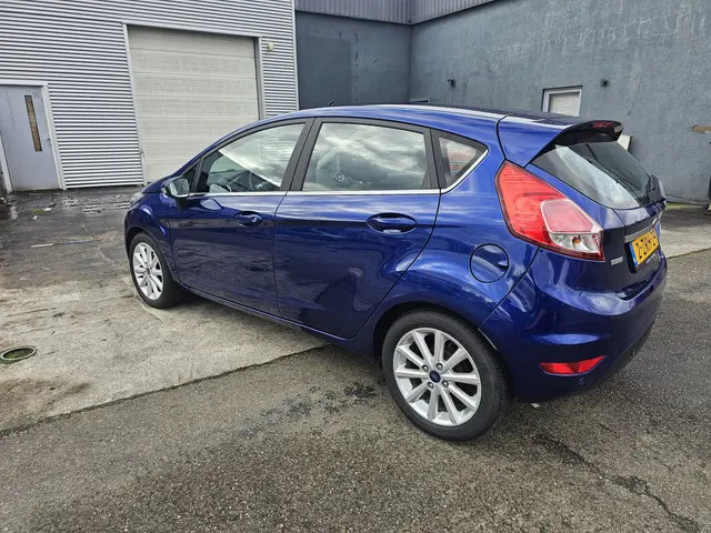 Ford Fiesta 1.0 EcoBoost Titanium 2015 Benzine 4