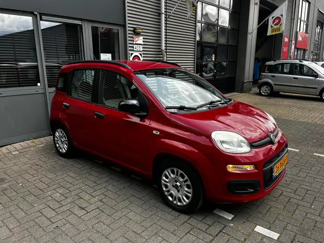 Fiat Panda 0.9 TwinAir Easy *AUT 2012 Benzine 4