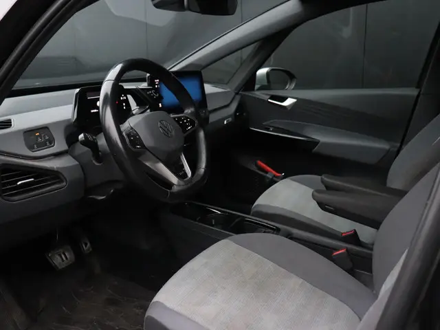 Volkswagen ID.3 First 58 kWh 2020 Elektrisch 13