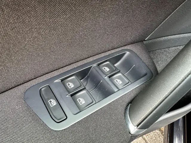 Volkswagen Golf 1.2 TSI Connected Series 2016 Benzine 22