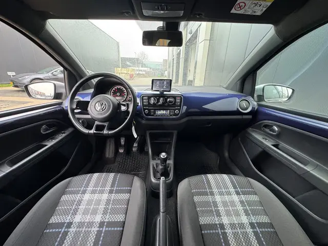 Volkswagen up! Club |5-deurs|NAVI|CRUISE|15” LM| 2015 Benzine 11