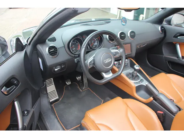 Audi TT Roadster 2.0 TFSI Pro Line S 2012 Benzine 6