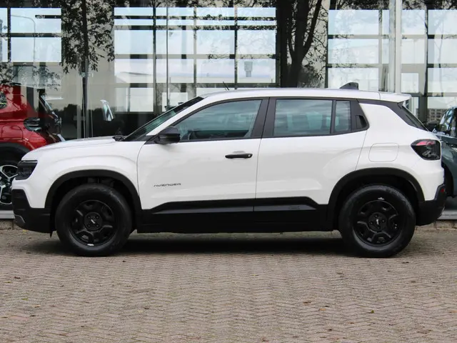 Jeep Avenger Longitude 54 kWh 2024 Elektrisch 8