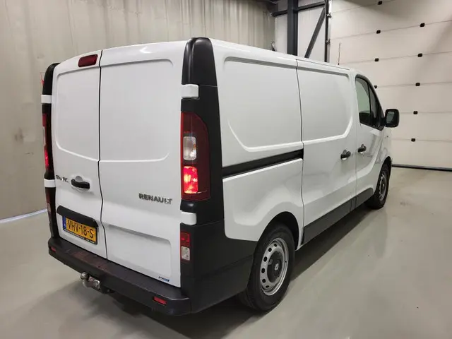 Renault Trafic 2.0dCi 120pk Euro 6! 2021 Diesel 3