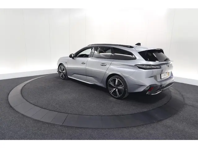 Peugeot 308 SW PureTech 130 EAT8 GT 2024 Benzine 13