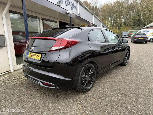 Honda Civic 1.8 Sport 2015 Benzine 5