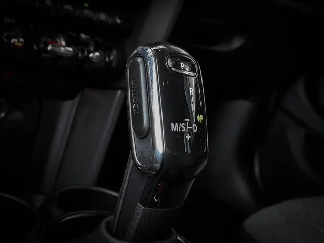 MINI One Mini 1.5 Business Edition 2019 Benzine 39