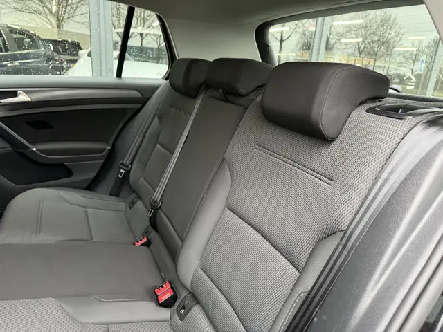 Volkswagen Golf 1.0 TSI Comfortline 2019 Benzine 11