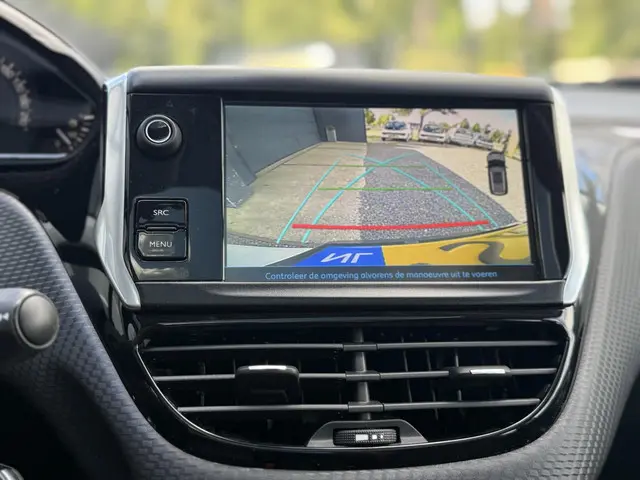 Peugeot 2008 1.2 PureTech Allure 2018 Benzine 14