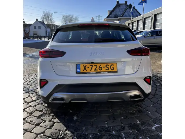Kia XCeed 1.5 T-GDI DynamicLine 2022 Benzine 24