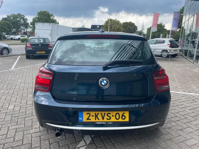 BMW 1 Serie 118i High Executive 2013 Benzine 28