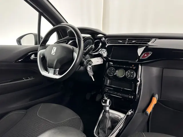 DS DS 3 1.6 BlueHDi Business 2015 Diesel 7