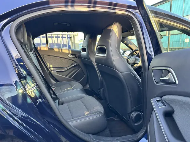 Mercedes-Benz A-Klasse 160 Ambition 2018 Benzine 16